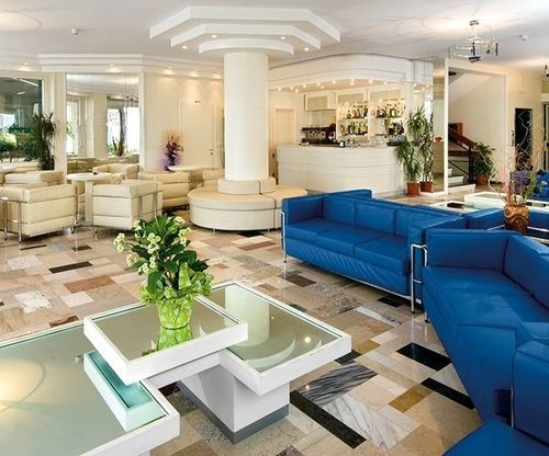 Hotel Prestige Cattolica Esterno foto